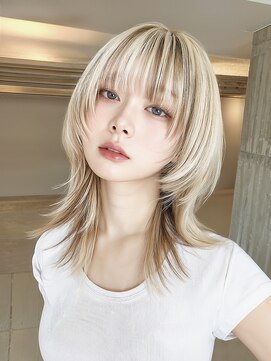 ネオリーブウリ 二子玉川店(Neolive uri) 大人ガーリーダークアッシュ似合わせカットミディアムレイヤー