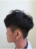 古国府スパイキーショートカット短髪ツイストパーマヘア