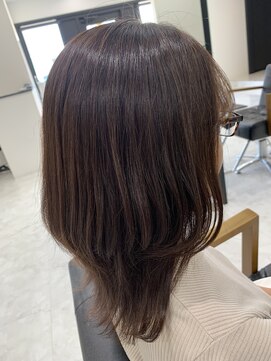 ディティール(Detail) 外はねレイヤー×ナチュラルブラウン