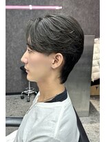 スライバイリアオオサカ(Sly By Ria OSAKA)&nbsp;～毛流れセンターパートウルフ～【大阪/梅田】