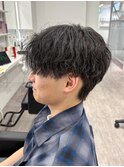 刈り上げセンターパート/波巻きツイストスパイラル/大阪