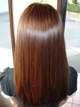 イーリャ(I-Rya) ベージュカラー