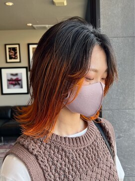 メゾン アヴァロ(Maison Avallo) オレンジカラーのロブスタイル