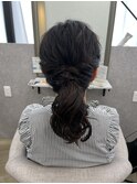 サイドねじりポニーテール