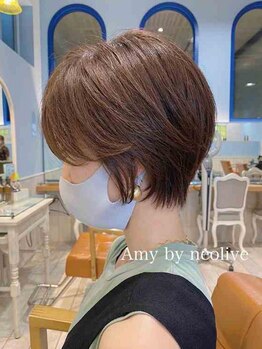エイミーバイネオリーブ(amy by neolive)の写真/ショートなのに毛先までまとまる。さらに1か月後も扱いやすい！【似合わせカット+カラー￥9000】