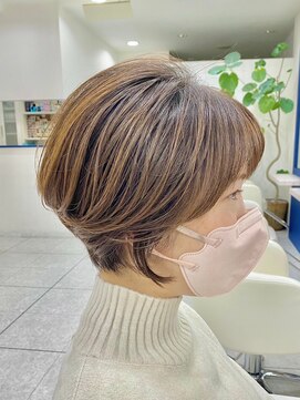 ミツボシ 本八幡(MITSUBOSHI) イメチェン/ホワイトグレージュ/美髪/細めハイライト[本八幡]