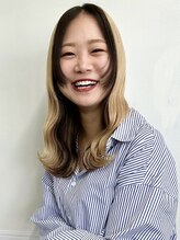【女性目線で、お客様の魅力を最大限引き出すパーマ提案】　杉川更紗