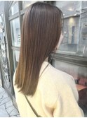 クリアベージュ