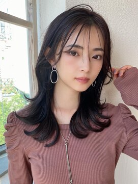 ラルユー 金山(LallYou) 2wayバングでイメチェン！顔まわりレイヤーくびれヘアが人気