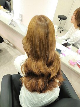 エル(L by truecreation) ベージュ系カラー