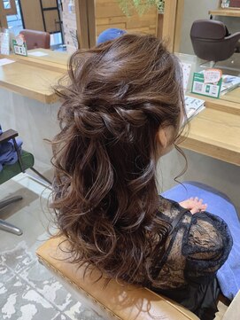 シャペウ駒込 ハーフアップヘアアレンジ