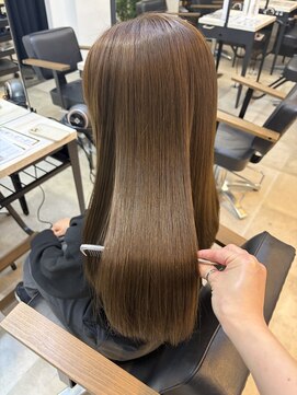 アルメリア 池袋(Arumeria) 大人可愛いラテベージュマロンベージュ艶髪20代30代40代