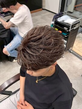 イーラ アメ村店(era) フェザーパーマ