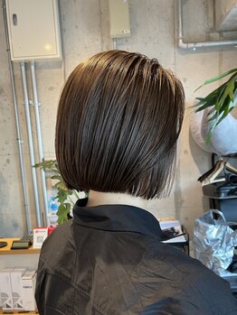 モノコウベ(MONO KOBE)の写真/シンプルだけどセンスを感じる♪毎日の服装に自然に溶け込むヘアスタイルをご提供します♪