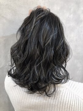 ムウ 難波(MOU) ダークカラー_グレージュカラーボブウルフココアベージュ