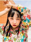 前髪インナー　フェイスフレーミング　黒髪　ミディアム
