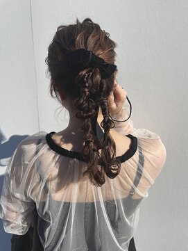 美容室 アイディー i-dee 編みおろしツイン