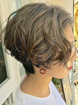 カンナヘアーメゾン(Canna hair maison)の写真/似合うカラー提案が人気☆上級女子の大人髪♪[阪急中津駅/ヘッドスパ/白髪ぼかし/ノンジアミンカラー]