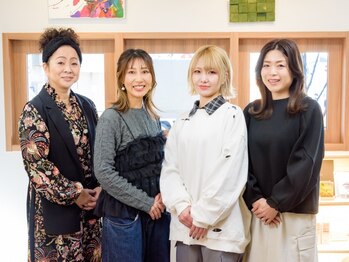 ルプス ヘアーアンドメイク(LUPUS HAIR&MAKE)の写真/親しみやすい女性Stylistが多い《LUPUS》★繊細な悩みも話しやすい！もっと“魅力UPスタイル”が叶うハズ☆