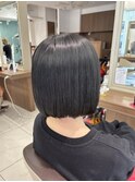 暗めオリーブグレージュ