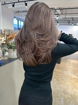 メリー オオサカ(Merly Osaka) バタフライレイヤーカット