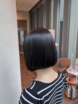 エルサフィロ ヨドヤバシ(el zafiro yodoyabashi) ナチュラルボブ×黒髪ボブ×大人ショートボブ 20代30代40代50代