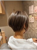 くびれショート／マッシュショート／オリーブベージュ/髪質改善