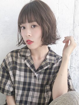 ルティア(Lutia) グレージュ シースルーバング 外ハネ！