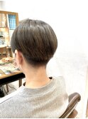 韓国風刈り上げマッシュショート