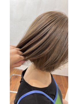 ネックス 表参道本店(nex) 【nex 表参道】白髪ぼかし ハイライト ベージュ ボブ 齋藤