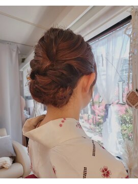 イノチカ(INOCHIKA) やわらかシニヨン