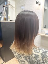 クレス 新宿御苑前(cresc)&nbsp;サラ艶ストレートミディアムヘア♪