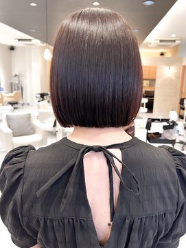 シシ 大宮(She 2.) 大人丸みショートボブ/マッシュショート/前髪/ベージュカラー