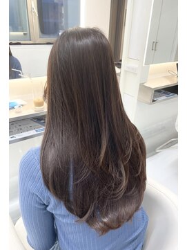 ピュクシス(pyxis) スタイリングが簡単!ロングレイヤースタイル