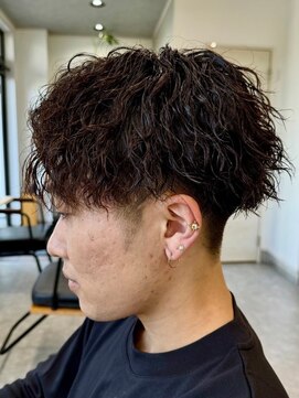 フゥ 宇都宮(FeU) 波巻きスパイラルパーマツイストパーマメンズマッシュパーマ