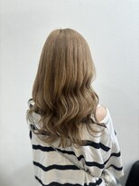 ラビス クローバー(Lovis clover)&nbsp;アンブレラカラー　こなれミディ　イメチェンヘアスタイル