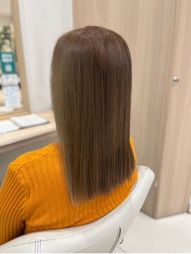 アッシュ 行徳店(Ash) ミルクティーベージュ