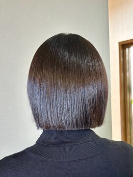 ココカラヘアー ニコ(cococara hair nico) 切りっぱなしボブ/髪質改善/縮毛矯正/ストレートパーマ/ブラック