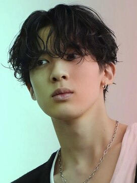 ゴールド 京都 三条(GOALD) 黒髪センターパートスパイラルパーマ