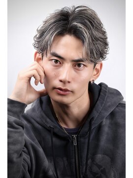 リップスアネックス 大宮(LIPPS annex) プラチナバレイヤージュ