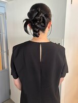 サヴィー(suvvy)&nbsp;タイトヘアアレンジ