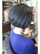 オーバーキャプテンネイキッド(OVER CAPTAIN NAKED)&nbsp;骨格補正☆コンサバ前下がりショートボブ