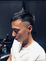 カレンズオブスタイル(CURRENNS OF STYLE)&nbsp;クロップ　フェードカット