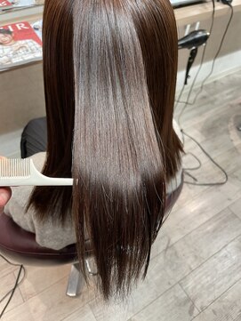 コワファーストナガサキシャンプーボーイ(COIFF1RST NAGASAKI SHAMPOO BOY) 髪質改善縮毛矯正