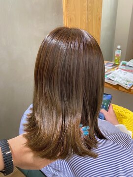 ハロー(Hollow) 【40代から始める白髪ぼかし/脱白髪染め】石橋/池田/箕面