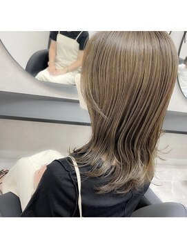 エル(elle.) hair color