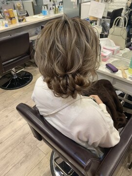 ジャムスタイリングハウス(JAM STYLING HOUSE) ふわふわサイドアップ