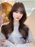 韓国ヘアロングレイヤーカットくびれヘアグレージュ前髪原宿