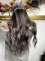 アルカナ 明治神宮前原宿(ARCANA)&nbsp;外国人風バレイヤージュ　ハイライトカラー　アッシュベージュ