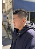 震災刈りスキンフェード